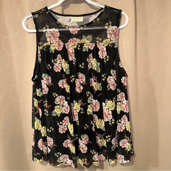 Bobbie Brooks Women Floral Black/Pink/Yellow Sleeveless Blouse Yoke Sheer Top 1X - Picture 1 of 4